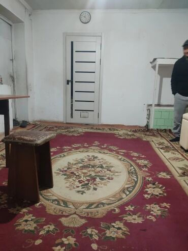 ищу дом кызыл аскер: 35 м², 2 комнаты, Утепленный, Забор, огорожен