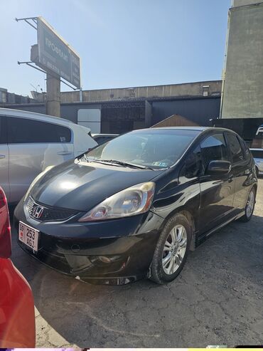 авто в бишкеке: Honda Fit: 2010 г., 1.5 л, Автомат, Бензин, Хэтчбэк