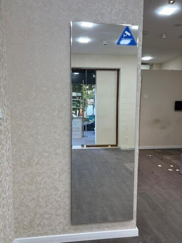 islemis taxta: 65 eni 2 m hündürlük gizli işiqldir 120 azn