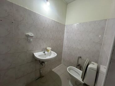 Ofislər: Azadlıq prospektində, Azadlıq metrosuna və Nəsimi metrosuna yaxın — 6