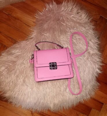 pink torba: Nova roze torba. Medena
Fixna je cena