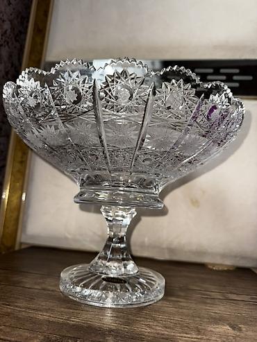 zangan glass: Məhsul: Kəsim naxışlı şüşə/qəlib kristal ayaqlı meyvəqabı (Glassluk) — 4