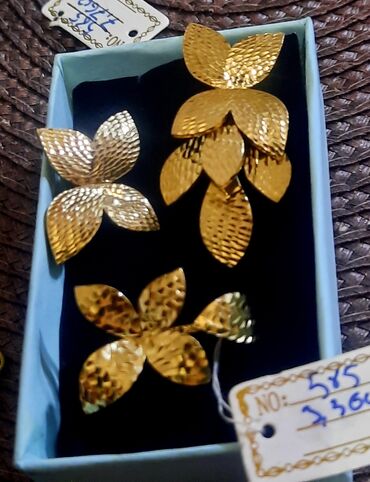 Zərgərlik dəstləri: Dəstə daxildir: Üzük, Sırğa, Sarı qızıl, 585 Əyar, 1112 g — 3