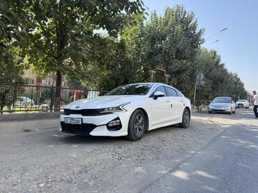 меняю на недвижимость: Kia K5: 2020 г., 2 л, Типтроник, Газ, Седан