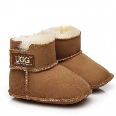 ugg brojevi cizama: Ugg čizme, UGG, Veličina - 17.5