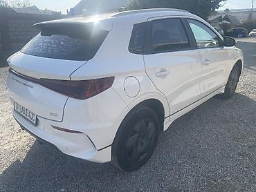 BYD: BYD E2: 2023 г., Автомат, Электромобиль, Кроссовер — 4