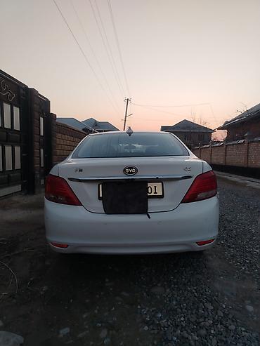 BYD: BYD E5: 2018 г., Седан — 2