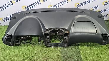 Lexus RX300 2001 г. панель