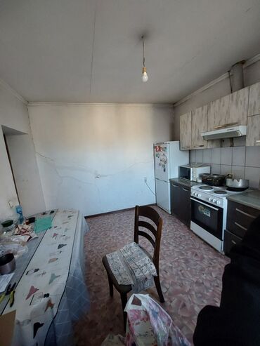 Продажа домов: Дом, 110 м², 3 комнаты, Риэлтор, Старый ремонт at lalafo.kg — 4 Продажа домов: Дом, 110 м², 3 комнаты, Риэлтор, Старый ремонт — 4