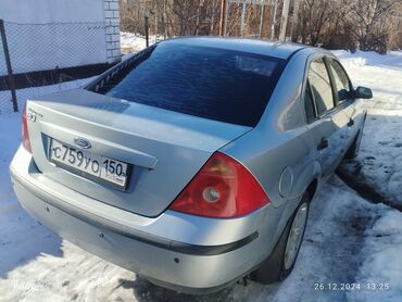 Ford: Ford Mondeo: 2002 г., 1.8 л, Механика, Бензин, Седан