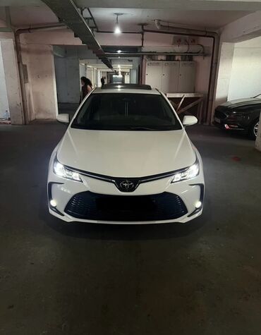 Toyota: İcarəyə TOYOTA COROLLA 2024 ilkin ödəniş 2500 azn Günlük 27 Azn ciddi