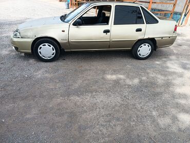 авто из кореии: Daewoo Nexia: 2011 г., 1.6 л, Механика, Бензин, Седан