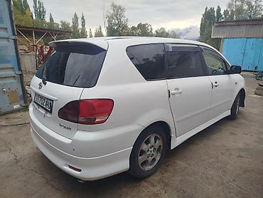 освещение салона: Toyota Ipsum: 2002 г., 2.4 л, Автомат, Газ, Минивэн — 4