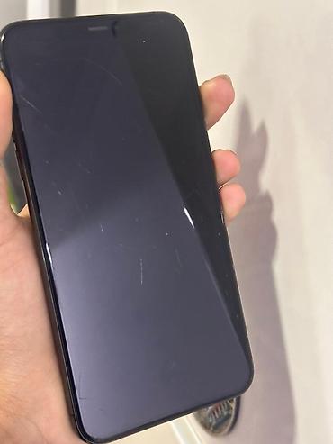 Apple iPhone: IPhone 11 Pro Max, Б/у, 64 ГБ, Space Gray, Чехол, 100 % — 2