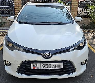 spark 2015: Toyota Corolla: 2017 г., 1.2 л, Автомат, Бензин, Седан — 1