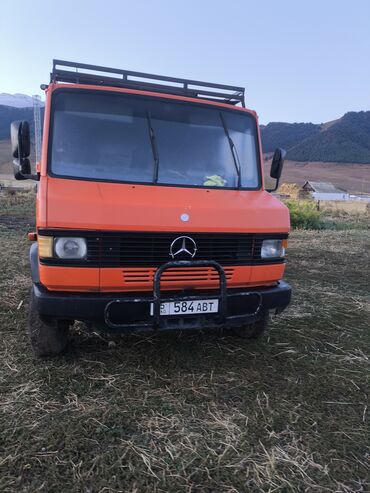 Mercedes-Benz: Mercedes-Benz : 1992 г., 4 л, Механика, Дизель, Бус