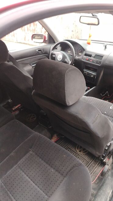 Volkswagen: Volkswagen Bora: 1.6 l | 1999 il Sedan — 5