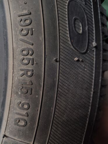 зимний шин: Зимние шины 195/65 R15 - Размер: 195/65 R15 - Тип: зимние
