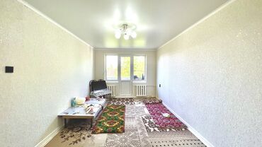 продаю квартиру ахунбаева: 2 комнаты, 42 м², 104 серия, 4 этаж, Косметический ремонт