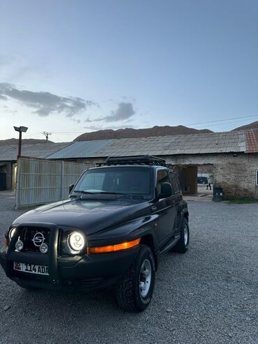прицеп для легкового авто: Ssangyong Korando: 2000 г., 2.3 л, Механика, Дизель, Внедорожник