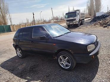кочкор авто: Volkswagen Golf: 1993 г., 1.8 л, Кол менен иштөөчү, Бензин, Хетчбек — 1