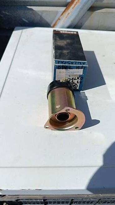 val opruge cena: AUTOMAT ALANSERA SA TRI RUPE ZA OPEL KADETT, CORSA A | Automat — 2