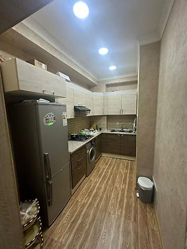 binede: 🏢 16 mərtəbəli yeni tikili binanın 11-cü mərtəbəsi 🛏️ 2 otaq 📐 60 kv.m — 7