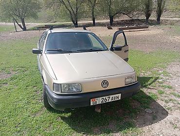 дуга: Volkswagen Passat: 1988 г., 1.8 л, Механика, Газ, Седан — 2