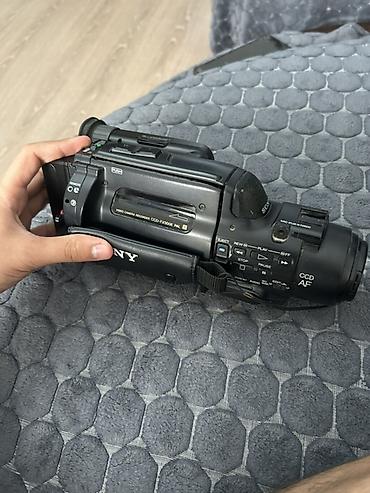sony 2000 video camera: Sony Handycam Video8 (model: CCD‑FX300E, PAL)m - Video8 kasetlər üçün — 4
