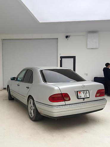 Mercedes-Benz: Mercedes-Benz E-Class: 1996 г., 3.2 л, Седан — 5