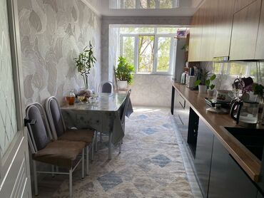 Продажа квартир: 3 комнаты, 68 м², 106 серия, 2 этаж, Дизайнерский ремонт