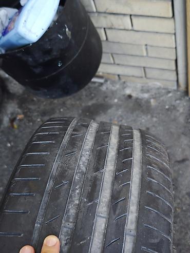 Nəqliyyat: İşlənmiş Şin Kumho 235 / 40 / R 18 — 3