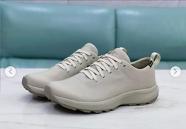 arcteryx купить: Мужские кроссовки, 41.5, Новый, цвет - Бежевый, Самовывоз, Платная доставка — 1