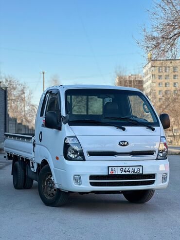 марк 2 2003: Kia : 2018 г., 2.5 л, Механика, Дизель, Фургон