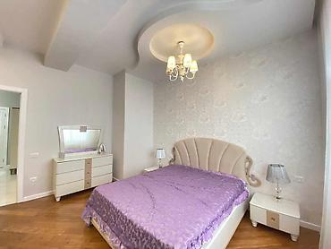 ucuz ev: 28 May metrosunun yaxınlığında 2 otaqlı mənzil kirayə verilir. 111 m² — 9