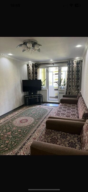 киркомдон квартира керек: 3 бөлмө, 64 кв. м, 104-серия, 4 кабат, Евроремонт