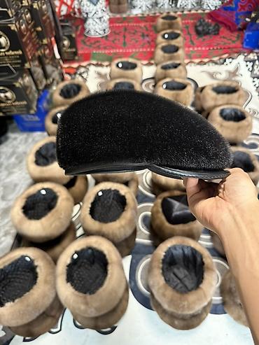 Личные вещи: Кыргыз тебетей Норковая ушанка комбинированная с мехом каракуля 20000с — 8