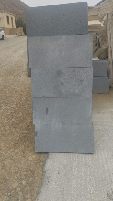 Dekorativ daşlar: Təbii daş plitələr – fasad və terras üçün - Material: təbii daş (kül — 13