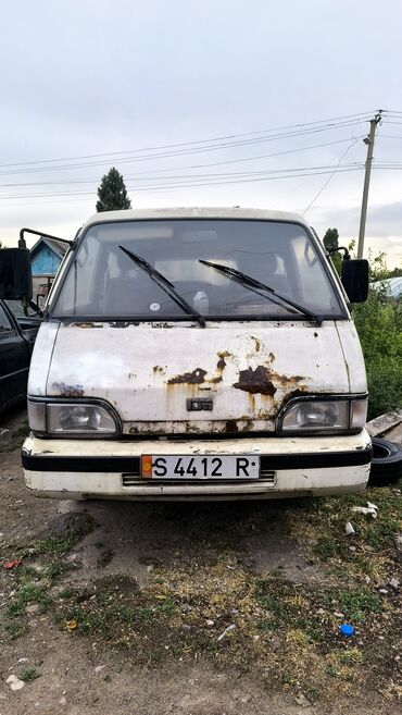 авто на лизинг бишкек: Kia : 2 л, Механика, Дизель, Вэн/Минивэн