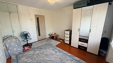Продажа квартир: 1 комната, 18 м², ул. Ахунбаева / Малдыбаева Индивидуалка, 4 этаж, Косметический ремонт — 2
