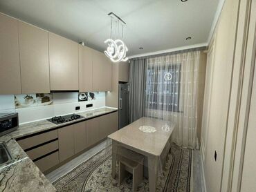 дома в городе: 3 комнаты, 75 м², Элитка, 3 этаж, Евроремонт