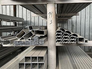 aluminium qapi pencere: Alüminium profillər – geniş çeşid Məhsul təsviri: - Ekstruziya — 4