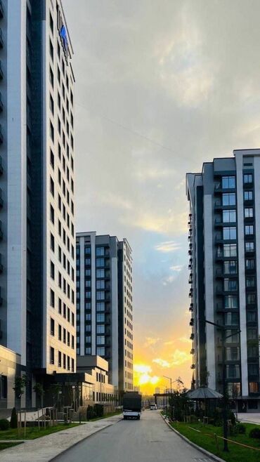 продажа коттеджи иссык куль: 3 бөлмө, 87 кв. м, Элитка, 9 кабат, ПСО (өзү оңдоп түзөтүп бүтүү үчүн)
