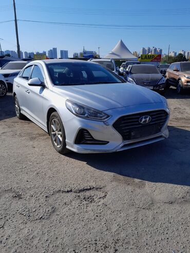 Hyundai: Hyundai Sonata: 2018 г., 2 л, Типтроник, Газ, Седан