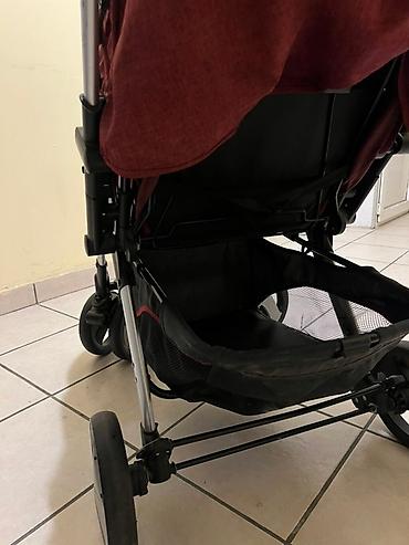 Uşaq dünyası: Qırmızı rəngdə olan bu uşaq arabası uşağınızla rahat gəzintilər üçün — 4