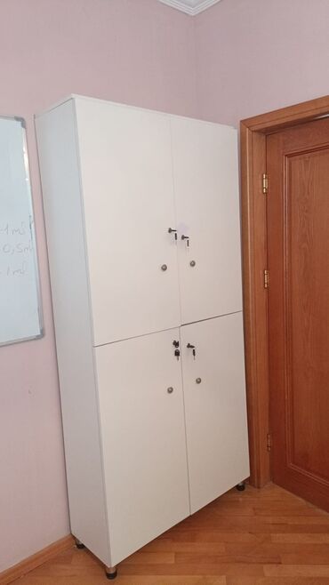стеклянные полки на стену: Dolab ofis ucun 70 azn 
Unvan Xirdalan 
Vesile🌹4100