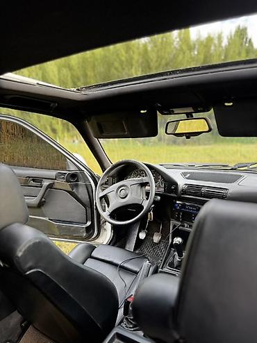 ск 8: BMW 5 series: 1993 г., 4.4 л, Механика, Бензин, Седан — 10
