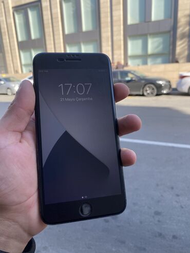 iphone 6 plus qiymeti islenmis: IPhone 7 Plus, 128 GB, Jet Black, Barmaq izi, Simsiz şarj