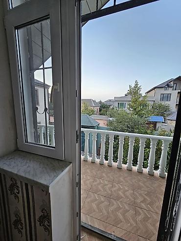 Həyət evləri və villalar: Qiymət 210.000-dən endirildi 179.000 aznə. Ev Mehdiabadda mərkəz — 5