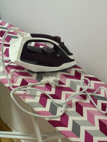 Ütülər və buxarlayıcılar: Buxarlı ütü, Tefal — 2